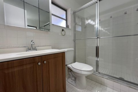 Купить кондоминиум в Холливуд, Флорида 1 спальня, 51.1м2, № 1985594 - фото 13