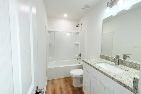 Townhouse in Lakeland, Florida 3 bedrooms, 131.36 sq.m. № 1757463 - photo 13