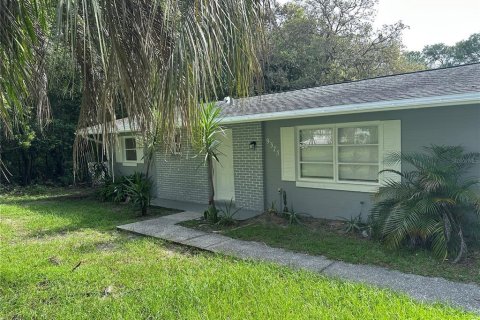 House in Citrus Springs, Florida 2 bedrooms, 99.59 sq.m. № 1851516 - photo 1