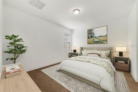 House in Poinciana, Florida 4 bedrooms, 162.58 sq.m. № 2150863 - photo 8