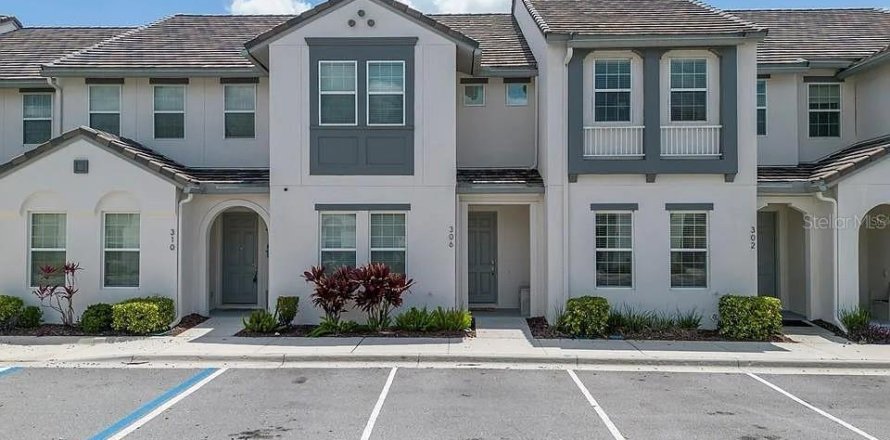 Adosado en Davenport, Florida 4 dormitorios, 194.54 m2 № 1800270
