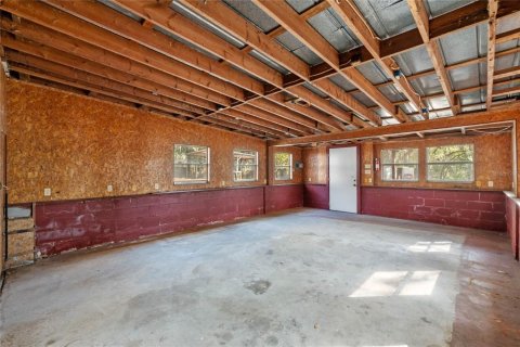 House in Fruitland Park, Florida 4 bedrooms, 198.72 sq.m. № 1856096 - photo 15