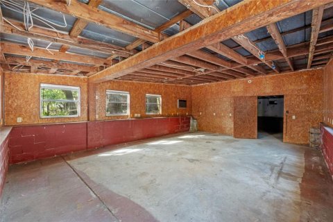 House in Fruitland Park, Florida 4 bedrooms, 198.72 sq.m. № 1856096 - photo 14