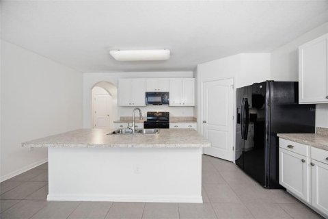 House in Bradenton, Florida 4 bedrooms, 171.5 sq.m. № 2258584 - photo 12