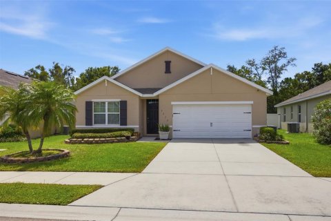 House in Bradenton, Florida 4 bedrooms, 171.5 sq.m. № 2258584 - photo 4