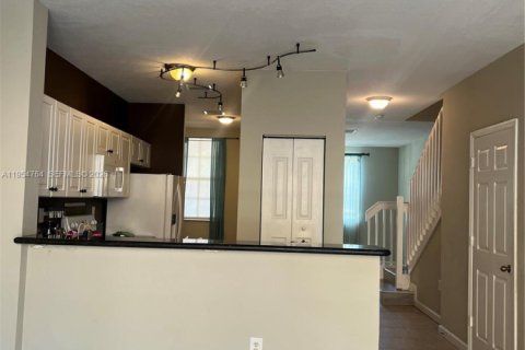 Снять в аренду кондоминиум в Катлер-Бей, Флорида 3 спальни, 123.1м2, № 2009356 - фото 8