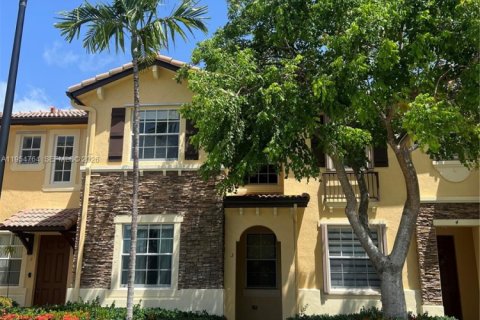 Снять в аренду кондоминиум в Катлер-Бей, Флорида 3 спальни, 123.1м2, № 2009356 - фото 3