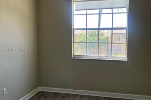 Снять в аренду кондоминиум в Катлер-Бей, Флорида 3 спальни, 123.1м2, № 2009356 - фото 15