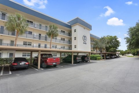 Condo in Delray Beach, Florida, 2 bedrooms № 2181049 - photo 14