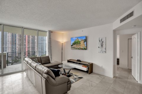 Copropriété à louer à Sunny Isles Beach, Floride: 3 chambres, 134.43 m2 № 1694199 - photo 2