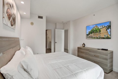 Copropriété à louer à Sunny Isles Beach, Floride: 3 chambres, 134.43 m2 № 1694199 - photo 18