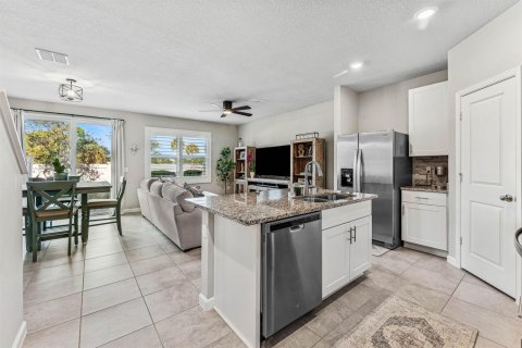 Adosado en venta en Stuart, Florida, 3 dormitorios, 137.03 m2 № 2260112 - foto 3