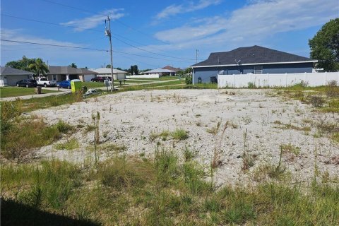 Terreno en venta en Cape Coral, Florida № 1724466 - foto 2