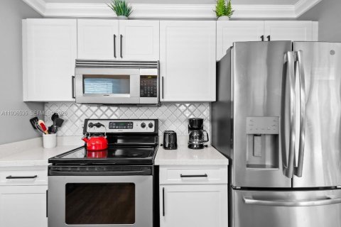 Villa ou maison à vendre à Dania Beach, Floride: 4 chambres, 192.87 m2 № 1995073 - photo 5