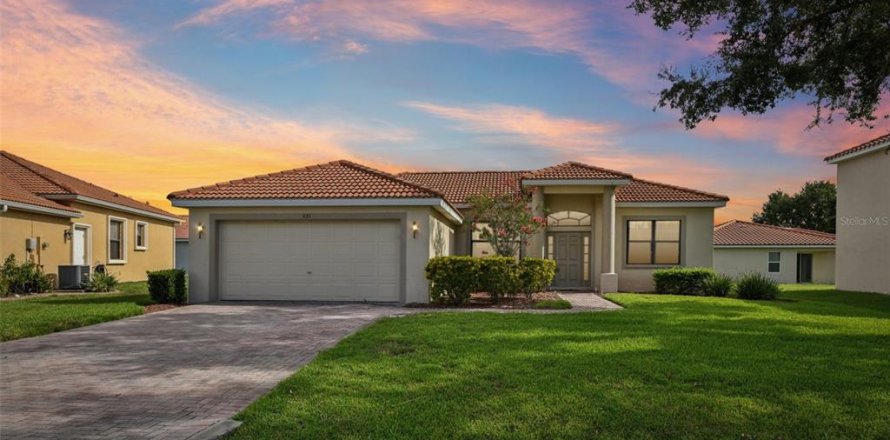 Casa en Kissimmee, Florida 3 dormitorios, 131.46 m2 № 1838857