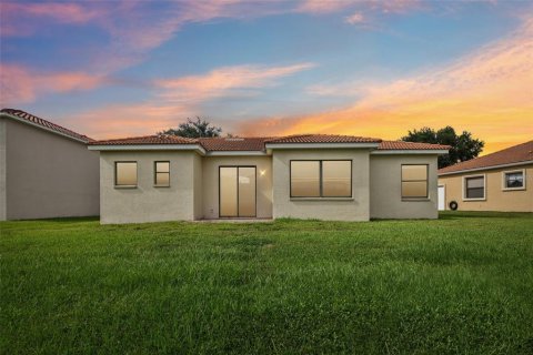 Casa en venta en Kissimmee, Florida, 3 dormitorios, 131.46 m2 № 1838857 - foto 2