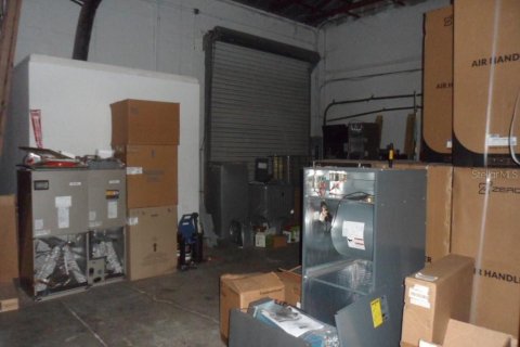 Propiedad comercial en alquiler en Kissimmee, Florida № 1910310 - foto 4
