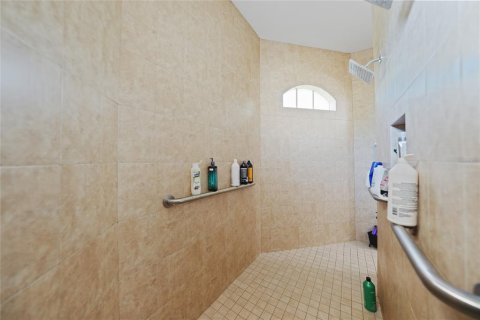 House in Port Charlotte, Florida 3 bedrooms, 209.59 sq.m. № 1564587 - photo 28