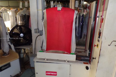 Купить коммерческую недвижимость в Лайтхаус-Пойнт, Флорида № 1986620 - фото 15