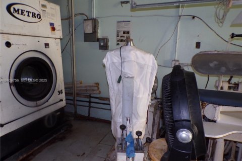 Купить коммерческую недвижимость в Лайтхаус-Пойнт, Флорида № 1986620 - фото 11