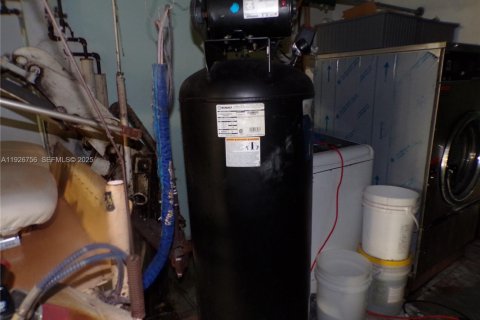 Купить коммерческую недвижимость в Лайтхаус-Пойнт, Флорида № 1986620 - фото 20