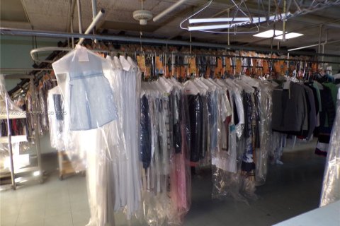 Купить коммерческую недвижимость в Лайтхаус-Пойнт, Флорида № 1986620 - фото 30