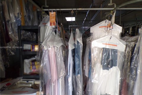 Купить коммерческую недвижимость в Лайтхаус-Пойнт, Флорида № 1986620 - фото 27