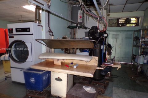 Купить коммерческую недвижимость в Лайтхаус-Пойнт, Флорида № 1986620 - фото 16