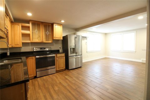 Apartamento en alquiler en Lakeland, Florida, 2 dormitorios, 70.61 m2 № 1905485 - foto 4
