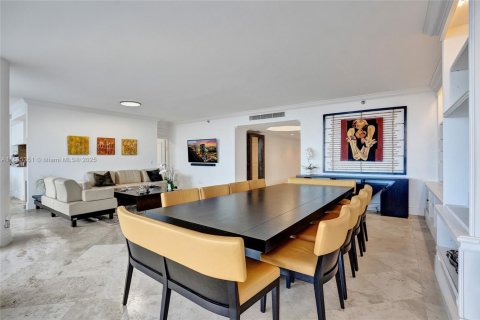 Купить кондоминиум в Авентура, Флорида 3 спальни, 246.19м2, № 1981886 - фото 6