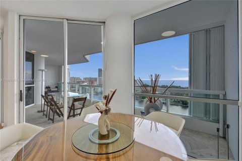 Купить кондоминиум в Авентура, Флорида 3 спальни, 246.19м2, № 1981886 - фото 25