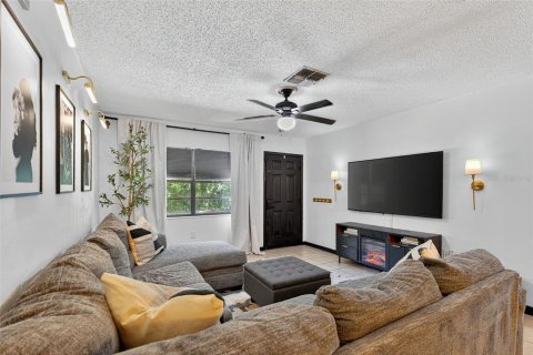 House in Brooksville, Florida 2 bedrooms, 96.62 sq.m. № 1826798 - photo 9