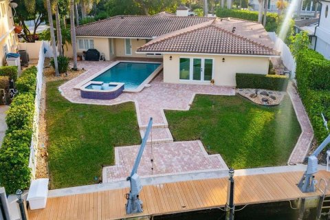 Villa ou maison à louer à Lighthouse Point, Floride: 3 chambres, 243.13 m2 № 2086005 - photo 7