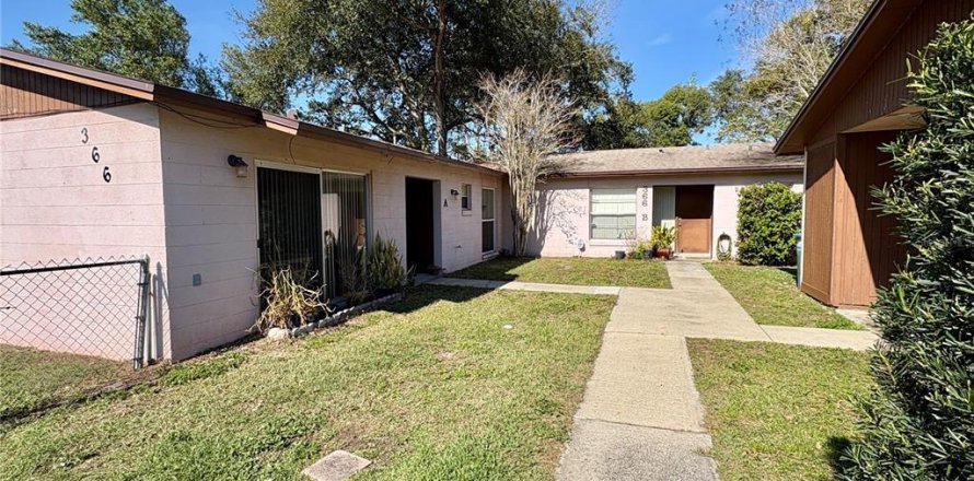 Propiedad comercial en Deltona, Florida 188.96 m2 № 1529166