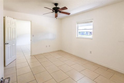 Villa ou maison à vendre à Port Charlotte, Floride: 3 chambres, 139.73 m2 № 1907019 - photo 9