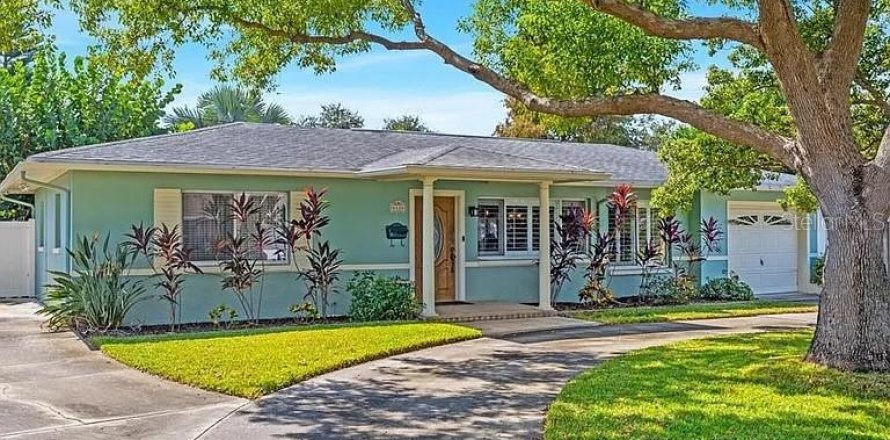 Casa en Saint Petersburg, Florida 2 dormitorios, 97.27 m2 № 1917496