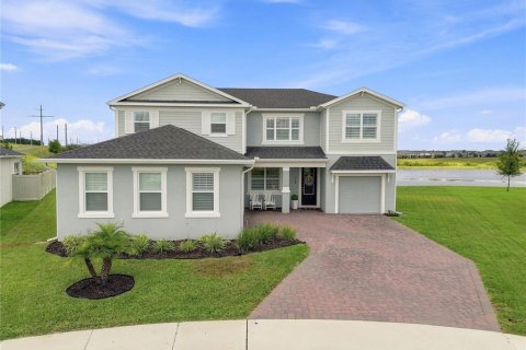 Villa ou maison à Clermont, Floride 4 chambres, 270.72 m2 № 2341550