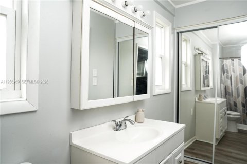 House in Sebastian, Florida 3 bedrooms, 124.58 sq.m. № 2011922 - photo 15