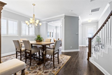 Casa en venta en Orlando, Florida, 4 dormitorios, 303.79 m2 № 2229678 - foto 6