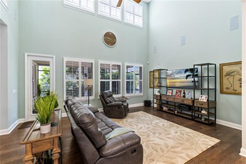 Casa en venta en Orlando, Florida, 4 dormitorios, 303.79 m2 № 2229678 - foto 14
