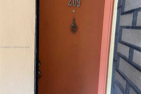 Condo à Miami, Floride, 2 chambres  № 2170417