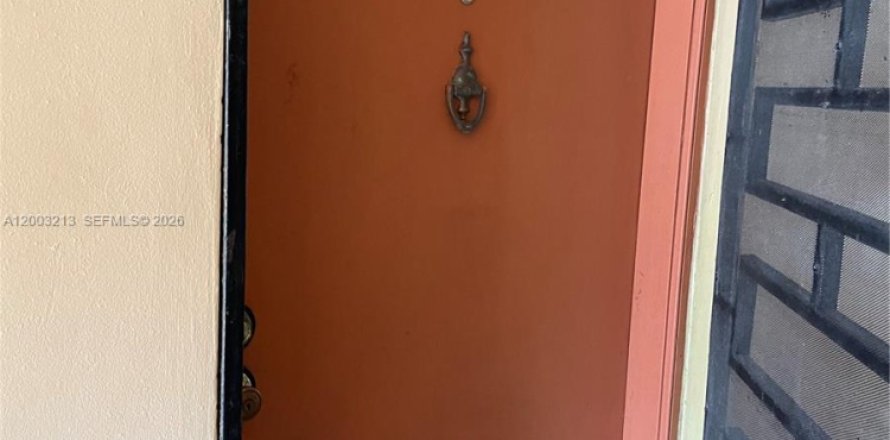 Condo à Miami, Floride, 2 chambres  № 2170417