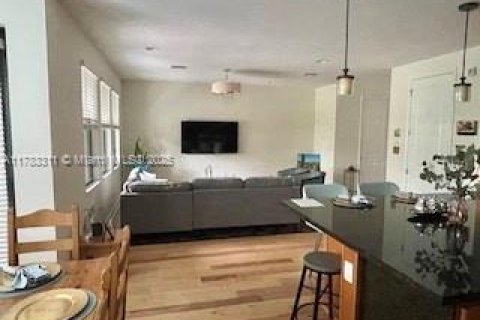 Touwnhouse à vendre à Sunrise, Floride: 4 chambres, 273.32 m2 № 1711935 - photo 7
