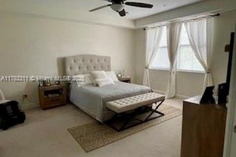 Touwnhouse à vendre à Sunrise, Floride: 4 chambres, 273.32 m2 № 1711935 - photo 10