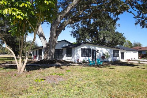 Casa en New Smyrna Beach, Florida 4 dormitorios, 210.14 m2 № 2092393