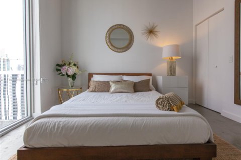 Condo in Miami, Florida, 1 bedroom  № 1994779 - photo 8