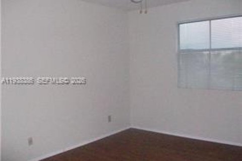 Copropriété à louer à Miami, Floride: 1 chambre, 53.79 m2 № 1996004 - photo 7