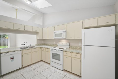 Duplex à vendre à Longwood, Floride: 3 chambres, 114.27 m2 № 2408183 - photo 10