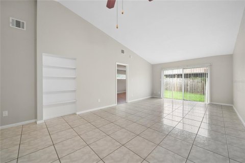 Duplex à vendre à Longwood, Floride: 3 chambres, 114.27 m2 № 2408183 - photo 6