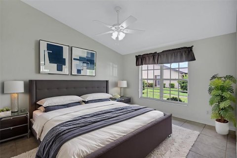 House in Sarasota, Florida 3 bedrooms, 132.66 sq.m. № 1899967 - photo 11